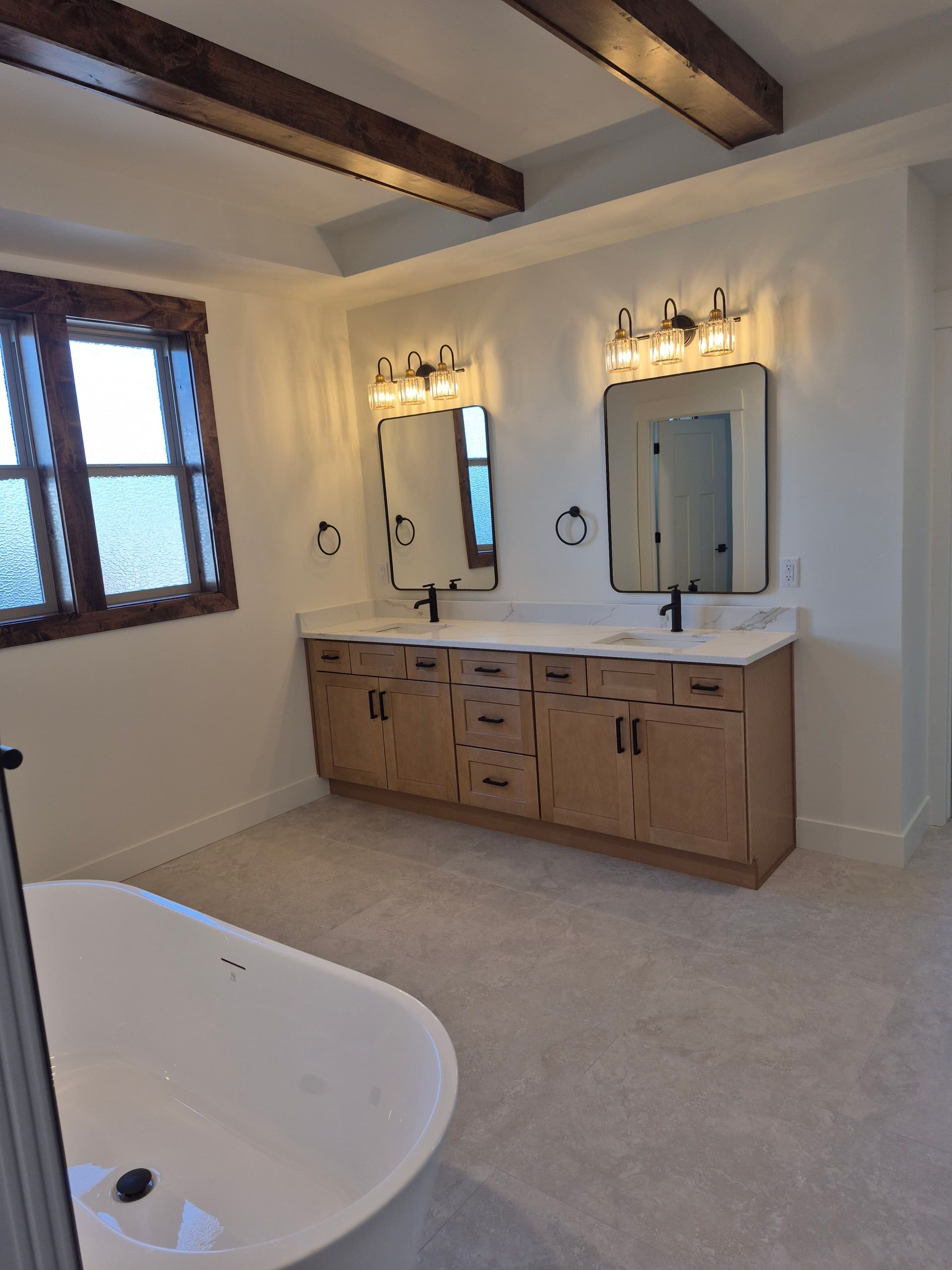 Gallery photos for Full Home Lighting Installation on an Iron Peaks Construction Build: Image #3